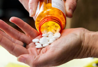 A Simple Way to Keep Your Elderly Loved One Safe from Medication Overdose
